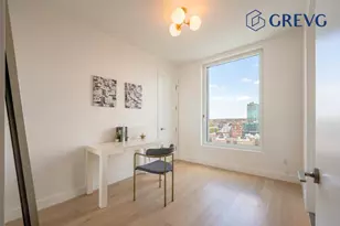 136-18 Maple Ave, New York City, NY 11355 - Photo 5