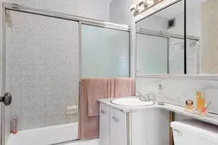 201 E 17th St, New York City, NY 10003 - Photo 5