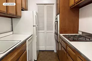 301 E 64th St, New York, NY 10065 - Photo 7