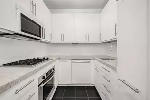 99 Battery Pl, New York City, NY 10280 - Photo 5