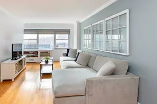 153 E 57th St, New York City, NY 10022 - Photo 1