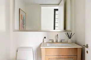 110 Central Park S, New York, NY 10019 - Photo 19