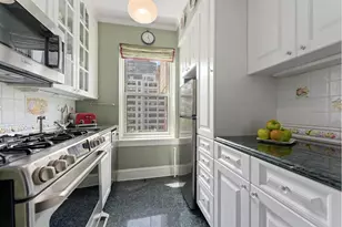 400 E 52nd St, New York, NY 10022 - Photo 5