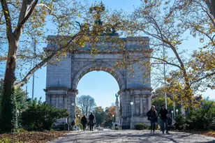 676 Union St, New York City, NY 11215 - Photo 21