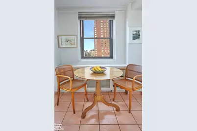 176 E 77th Street #17D, New York, NY 10075 - Photo 5