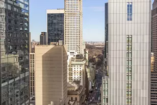 641 5th Ave, New York City, NY 10022 - Photo 27