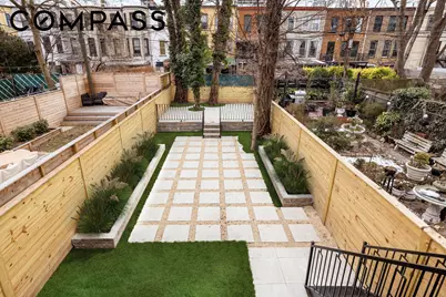 1102 Prospect Place, New York City, NY 11213 - Photo 19