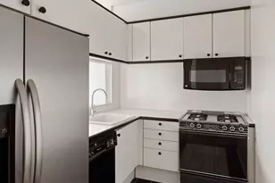 150 W 56th St, New York City, NY 10019 - Photo 17