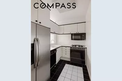 150 W 56th Street #6205, New York, NY 10019 - Photo 3