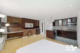 318 W 15th St, New York City, NY 10011 - Photo 5