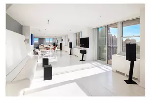 301 E 79th St, New York City, NY 10075 - Photo 11