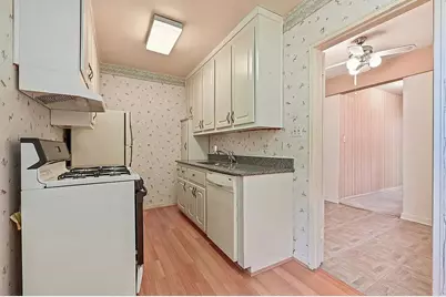 2727 Ocean Parkway #E-22, New York City, NY 11235 - Photo 13