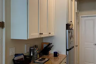 430 E 85th St, New York, NY 10028 - Photo 5