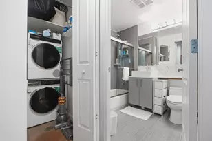 5-49 Borden Ave, New York City, NY 11101 - Photo 5