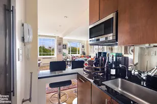 880 5th Ave, New York City, NY 10021 - Photo 3