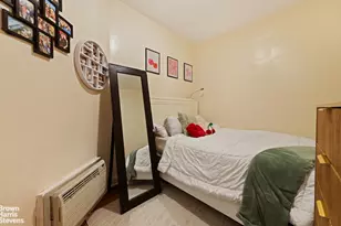 321 E 89th St, New York City, NY 10128 - Photo 3