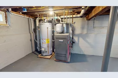 136-11 Brookville Boulevard, New York City, NY 11422 - Photo 25