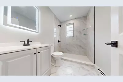 136-11 Brookville Boulevard, New York City, NY 11422 - Photo 9