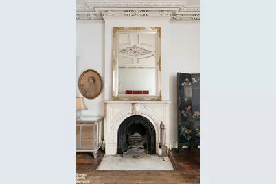 258 W 12th Street, New York City, NY 10014 - Photo 3