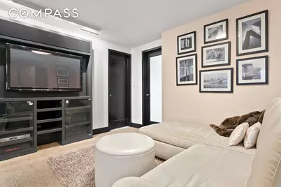 25 E 83rd Street #10E, New York, NY 10028 - Photo 5