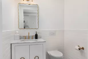 1075 Park Ave, New York City, NY 10128 - Photo 9