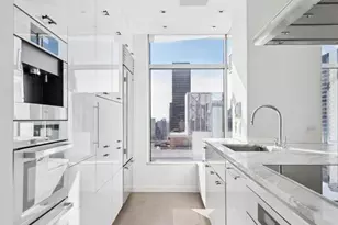 250 E 54th St, New York City, NY 10022 - Photo 5