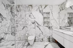 250 E 54th St, New York City, NY 10022 - Photo 7