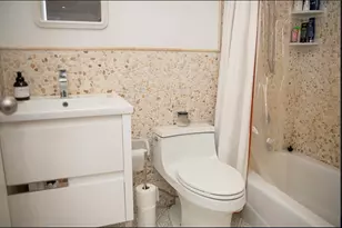 445 W 19th St, New York, NY 10011 - Photo 7