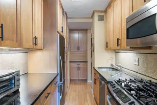 30 W 60th St, New York City, NY 10023 - Photo 5