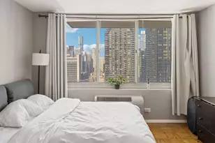 333 E 45th St, New York City, NY 10017 - Photo 5