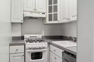 408 W 57th St, New York City, NY 10019 - Photo 7