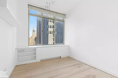 236 E 47th Street #16C, New York City, NY 10017 - Photo 5