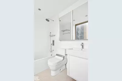 236 E 47th Street #16C, New York City, NY 10017 - Photo 13