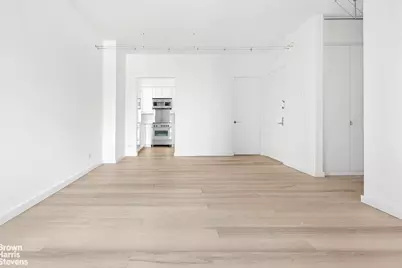 236 E 47th Street #16C, New York City, NY 10017 - Photo 3