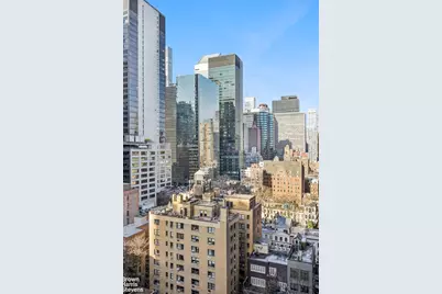 236 E 47th Street #16C, New York City, NY 10017 - Photo 7