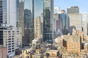 236 E 47th St, New York City, NY 10017 - Photo 7