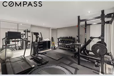 123 E 61st Street, New York City, NY 10065 - Photo 27