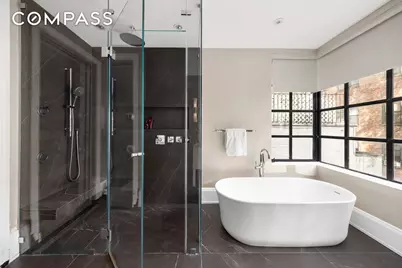 123 E 61st Street, New York, NY 10065 - Photo 15