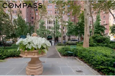45 Tudor City Place #1808, New York City, NY 10017 - Photo 9