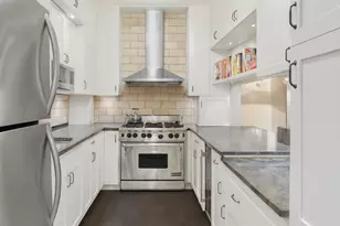 228 W 21st St, New York City, NY 10011 - Photo 5