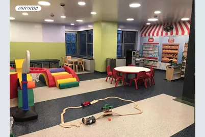 360 E 72nd Street #C2202, New York City, NY 10021 - Photo 17