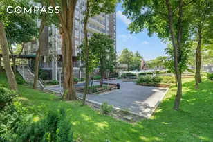 290 W 232nd St, New York City, NY 10463 - Photo 9