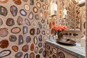 116 E 70th St, New York City, NY 10021 - Photo 13