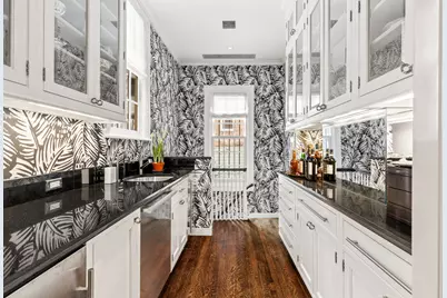 116 E 70th Street, New York City, NY 10021 - Photo 11