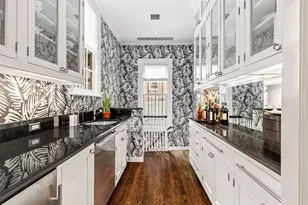 116 E 70th St, New York City, NY 10021 - Photo 11