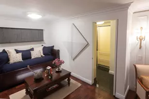 225 E 57th St, New York City, NY 10022 - Photo 7