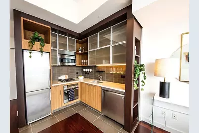 610 W 42nd Street #N38A, New York, NY 10036 - Photo 3