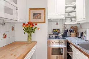 205 W 57th St, New York, NY 10019 - Photo 7