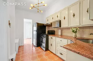 352 New York Ave, New York City, NY 11213 - Photo 11