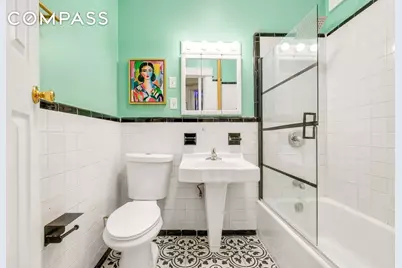 352 New York Avenue, New York City, NY 11213 - Photo 25